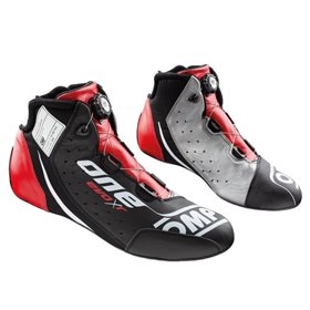 ZAPATILLAS OMP ONE EVO X R FIA 8856-2018 NEGRO/PLATA/ROJO TALLA 38