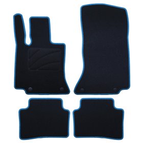 ALFOMBRA A MEDIDA MERCEDES BENZ W206 CLASE C SEDAN (DESDE 2021) 5PZ RIBETE AZUL